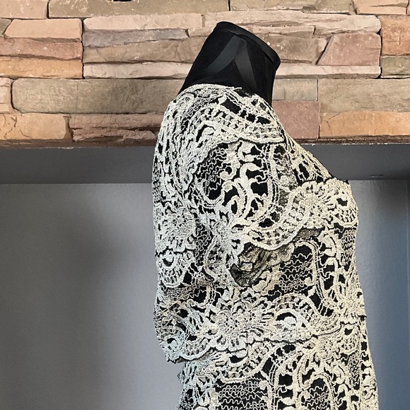 Kay Celine NYE Party Stretch Mesh Lace Top Floral Holiday Event Black Cream L - Picture 5 of 10